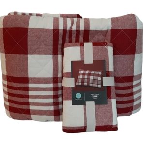 Martha Stewart Red Buffalo Check Plaid King Quilt & One Standard Sham